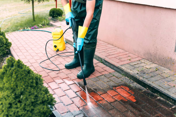 Best Commercial Pressure Washing  in Lees Summit, MO